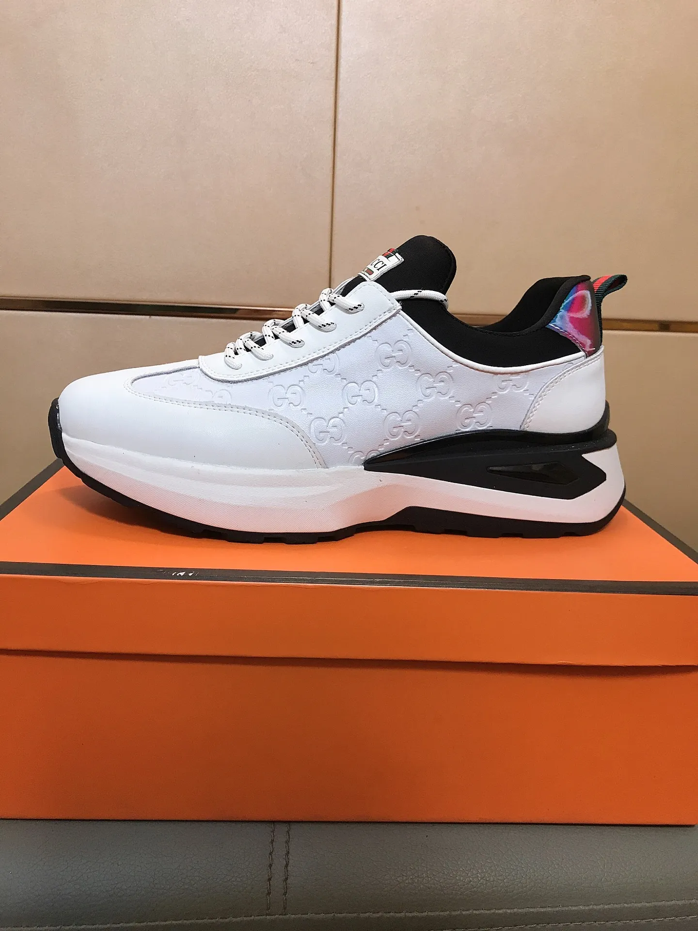 Factory price P442 💎👟👟[GUCCI] The latest trendy men's casual shoes, the fabric is made of embossed cowhide imported from Italy, comfortable sheepskin lining + feet, the original outsole is wear-resistant and non-slip, high-level version, exquisite workmanship. Code number: 38-44